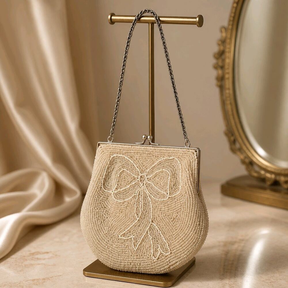 Vintage Paris Charlet Bag New York white seed bead evening purse. 1950's